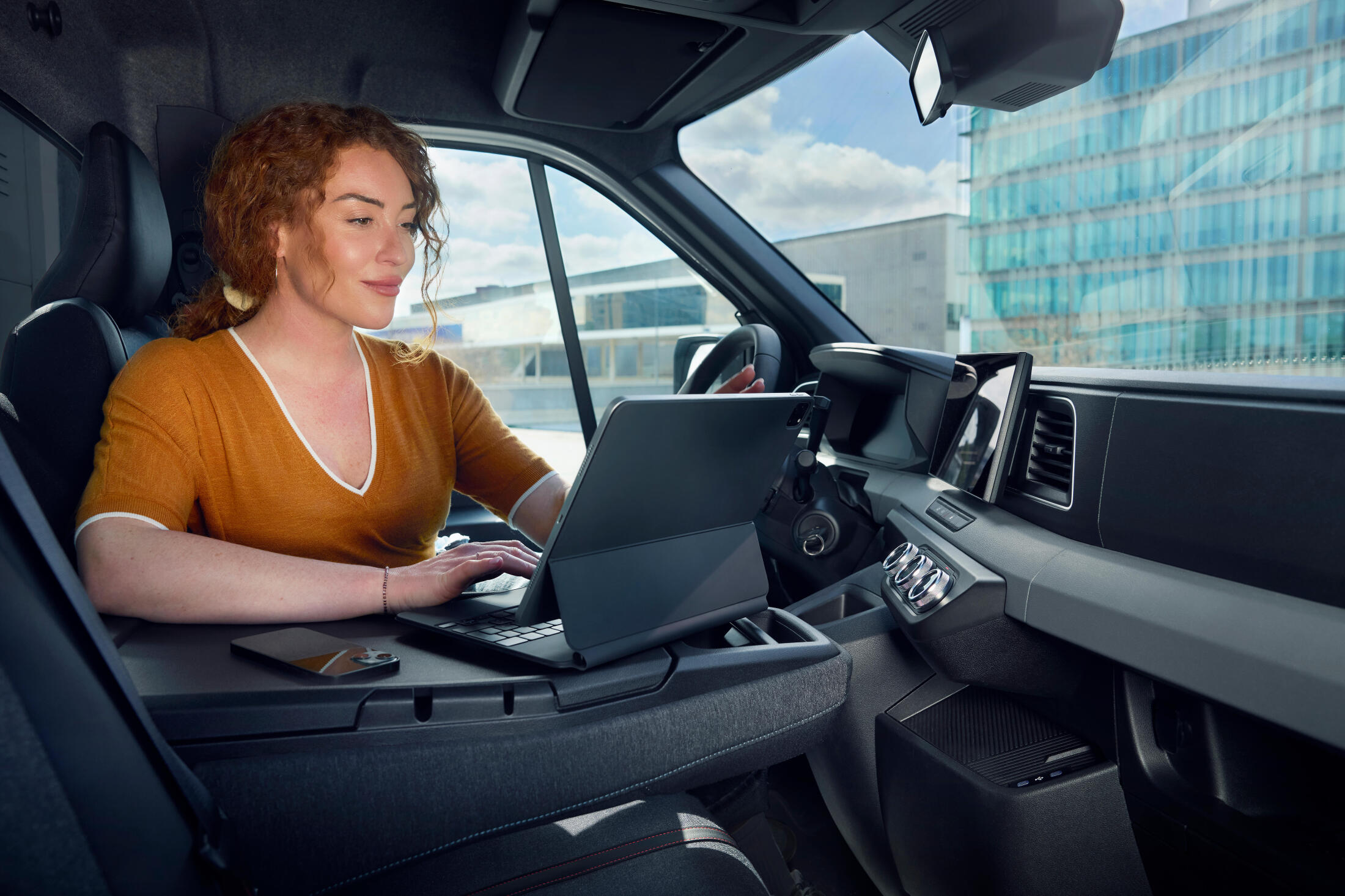 Renault Trucks Master 4 Red EDITION dashboard