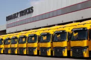 Renault-Trucks_Meryıldız-Lojistik_Teslimat_Görsel-4.jpg