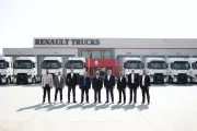 Renault-Trucks_Nusaybin-Kayar-&-Kamuran-Kayar_Teslimat_2