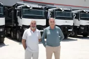 Renault-Trucks_Ozcicek-Insaat_Teslimat_Gorsel-4