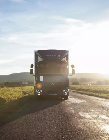 Kuehne Nagel Renault Trucks-06