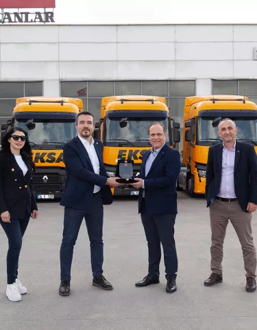 Renault-Trucks_EKSA-Transport_Teslimat-Görseli-1
