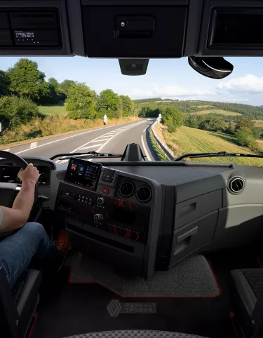 Renault-Trucks-Model-Year-2025-(9)
