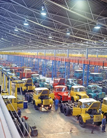Berliet-GLM--Bourg-en-Bresse-plant-1965
