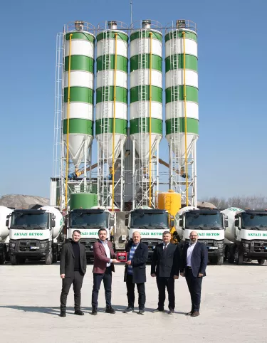 Renault-Trucks_Akyazi-Hazir-Beton_Teslimat_Gorsel-1