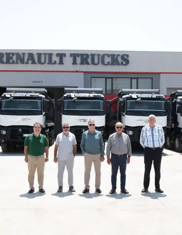 Renault-Trucks_Ozcicek-Insaat_Teslimat_Gorsel-1