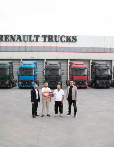 Renault-Trucks_KGL-Tasimaciik_Teslimat_Gorsel_1