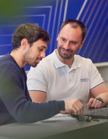 Decarbonisation Wheel – Step 3 (we design your solution): Advice on purchasing an electric vehicle (Renault Trucks E-Tech D) and financing