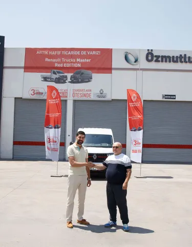 Renault-Trucks-Master-Red-EDITION_OKN-Lojistik_Teslimat_Gorsel-1
